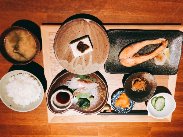 本日のおすすめ定食