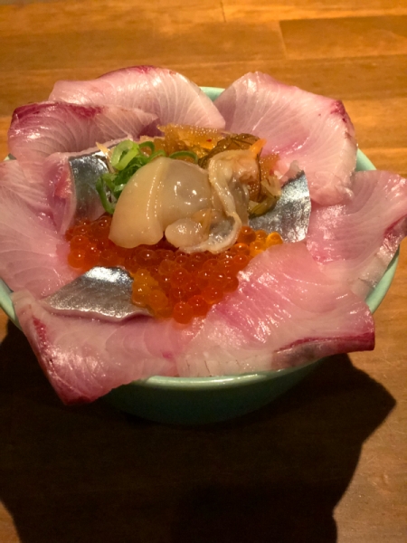 海鮮丼