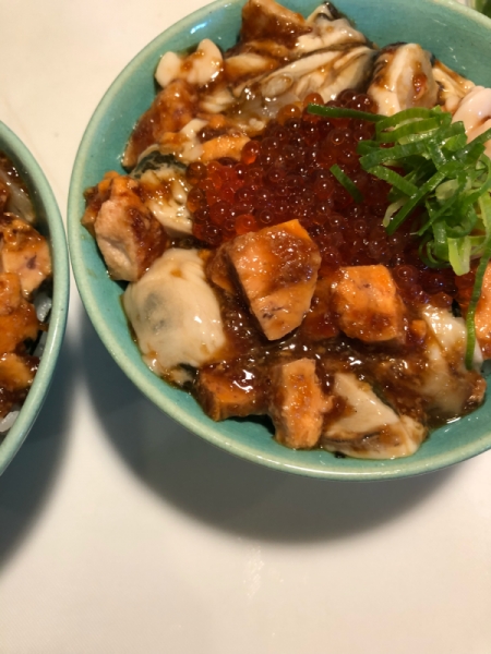 海鮮丼、痛風丼