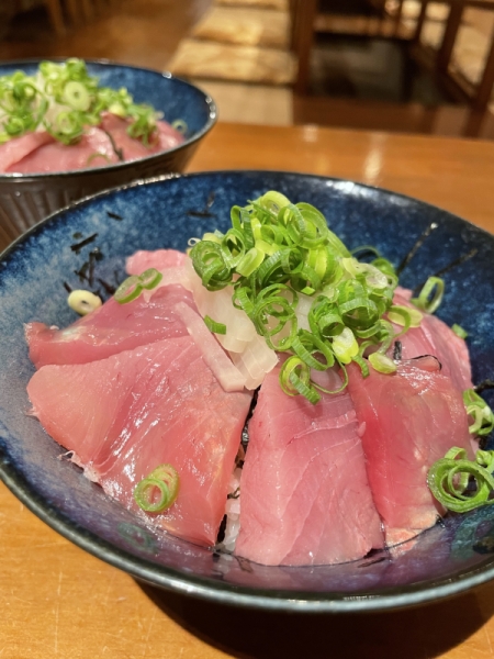 マグロ丼