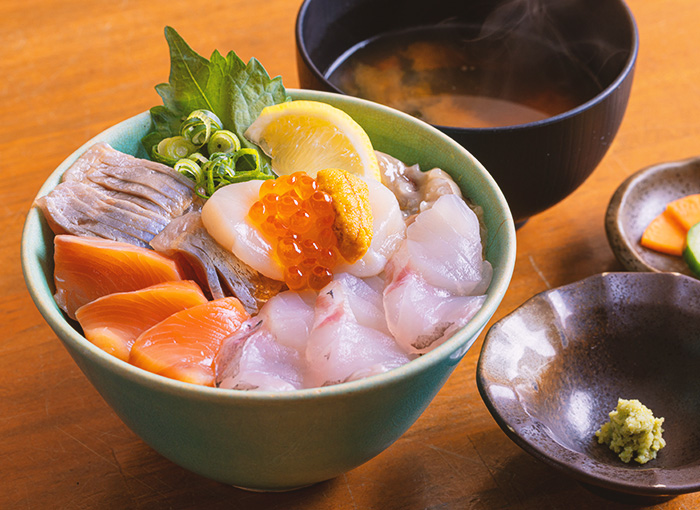 海鮮丼
