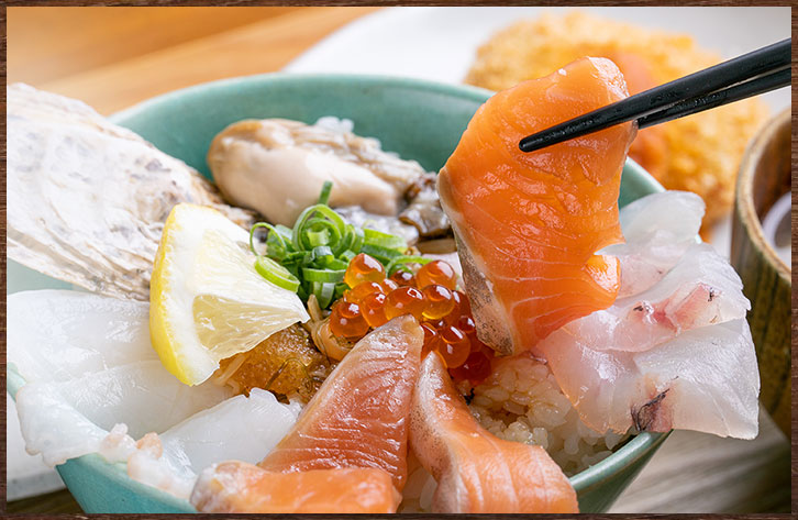 海鮮丼